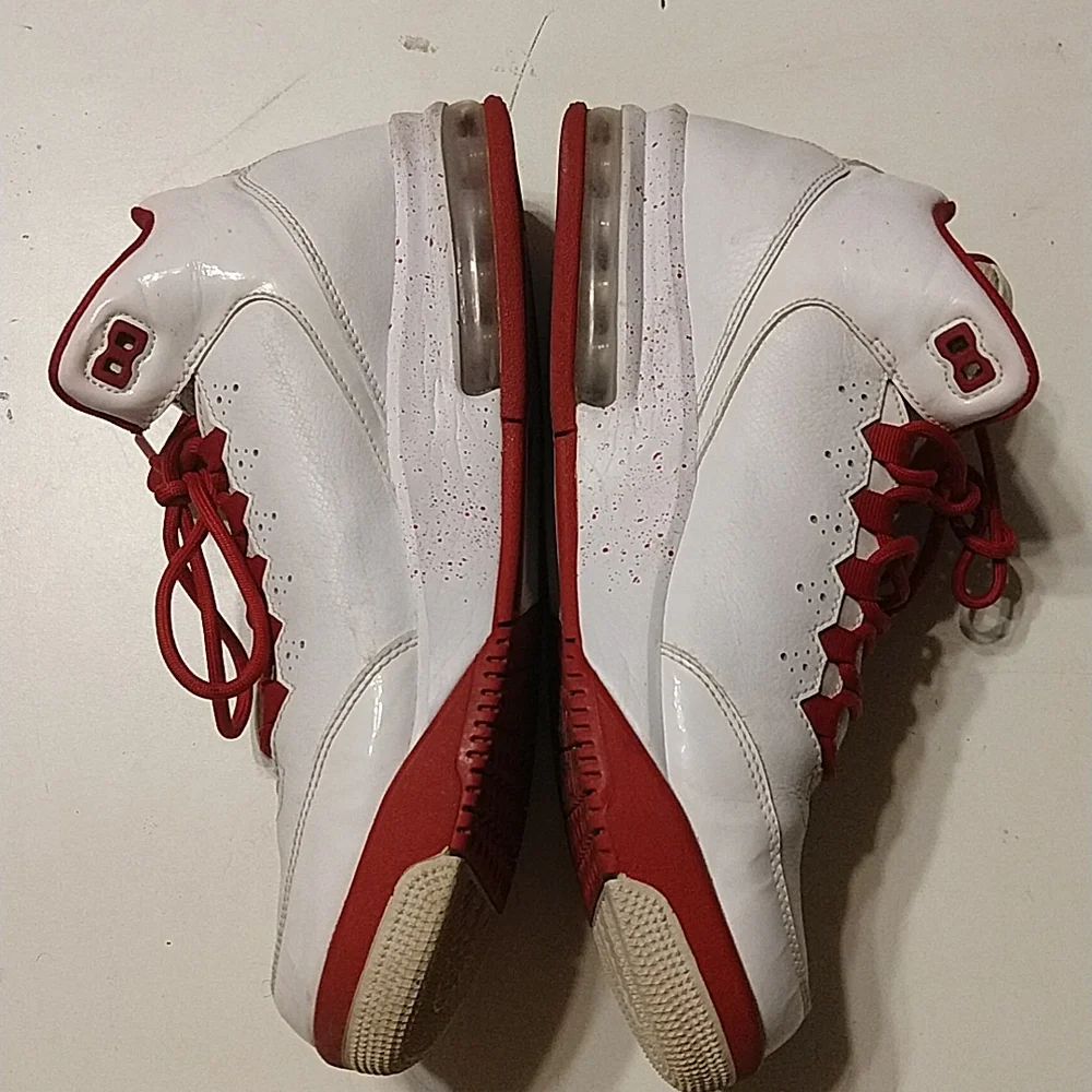Jordan Shoes - Picture 3 of 6